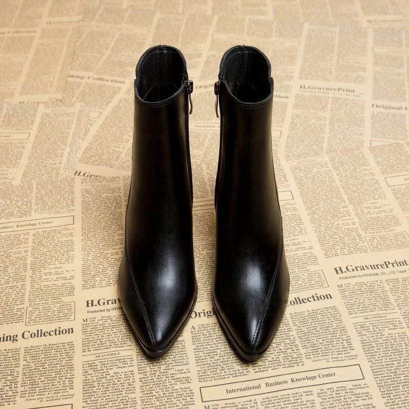 Bottines classiques pour femmes avec talon | Noir