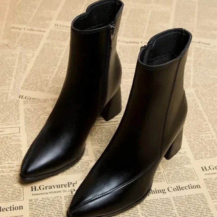 Bottines classiques pour femmes avec talon | Noir