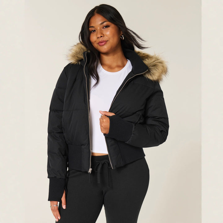 Veste courte matelassée pour femmes avec capuche en fourrure, fermeture éclair frontale et manches longues