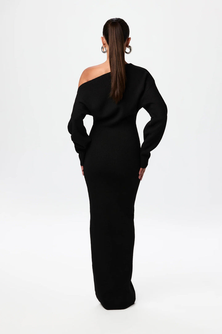 Robe maxi tricot à manches longues pour femmes avec décolleté asymétrique