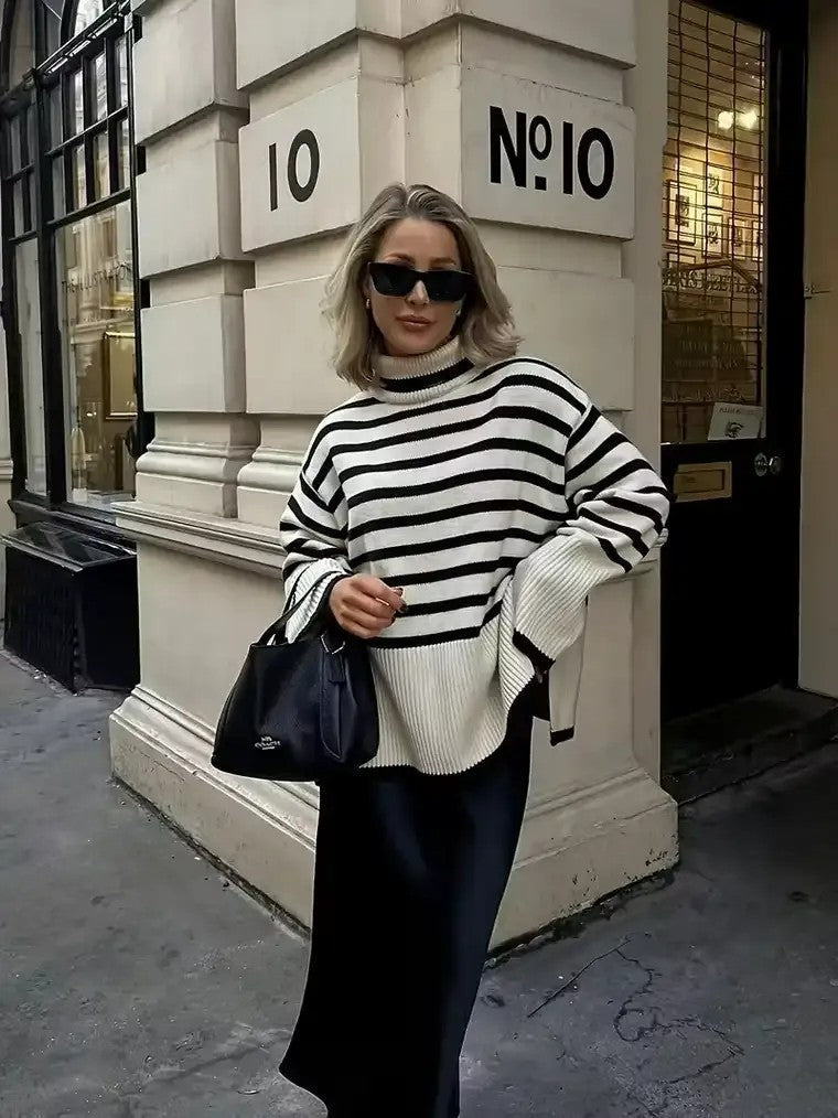 Pull en maille à col roulé pour femmes avec des rayures horizontales en noir et blanc