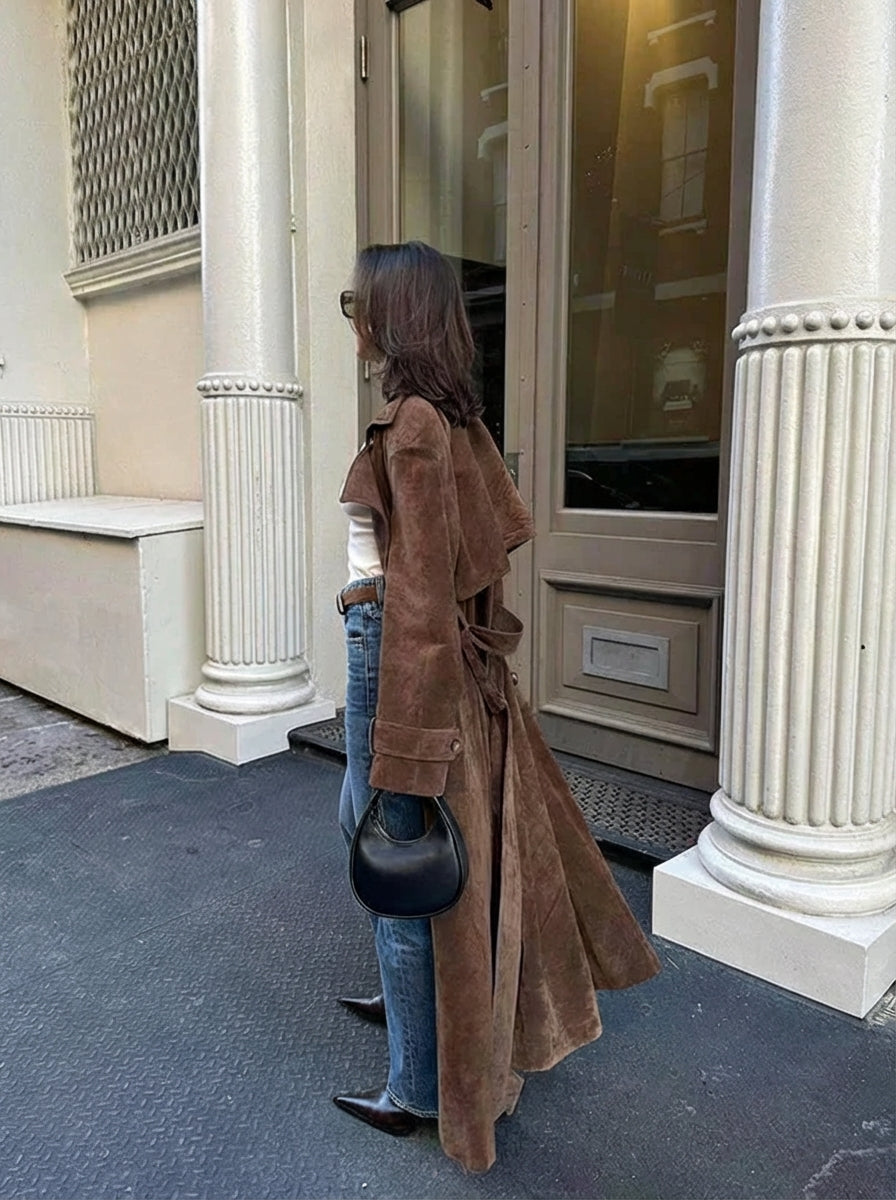 Manteau Long pour Femmes avec Ceinture et Revers Larges