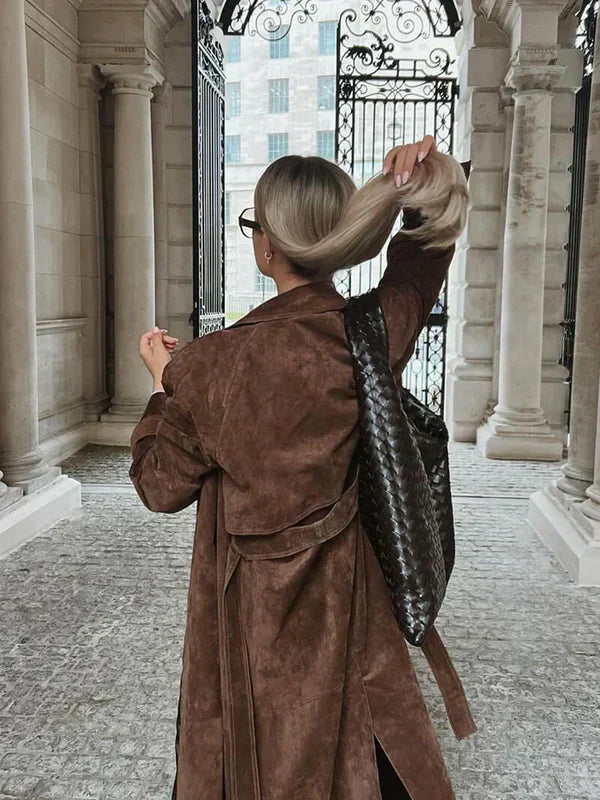 Manteau Long pour Femmes avec Ceinture et Revers Larges