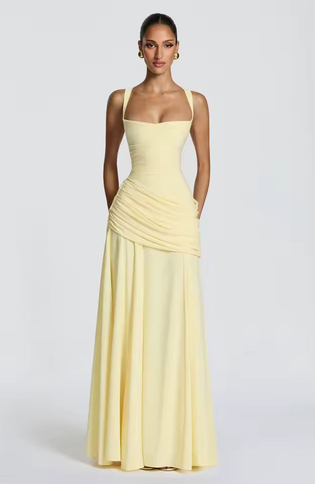 Robe maxi femme avec décolleté en cœur et drapé asymétrique