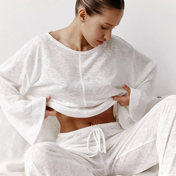 Ensemble de loungewear pour femmes avec haut à manches longues, col rond et pantalon large