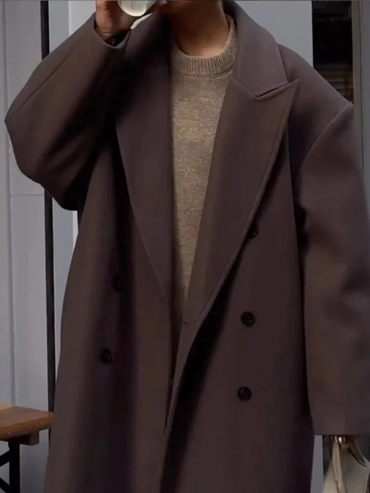 Manteau pour femmes avec col revers et fermeture à double boutonnage