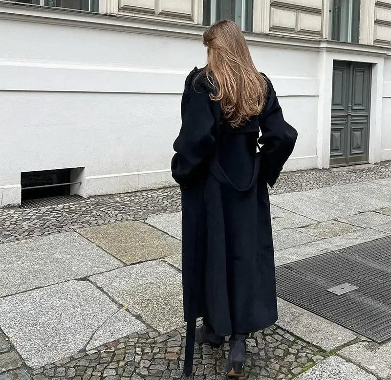 Manteau maxi pour femmes avec fermeture à double boutonnage et ceinture