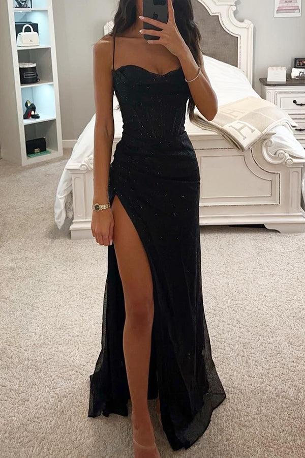 Robe maxi femme avec décolleté en cœur, bretelles spaghetti et fente haute avec des particules scintillantes