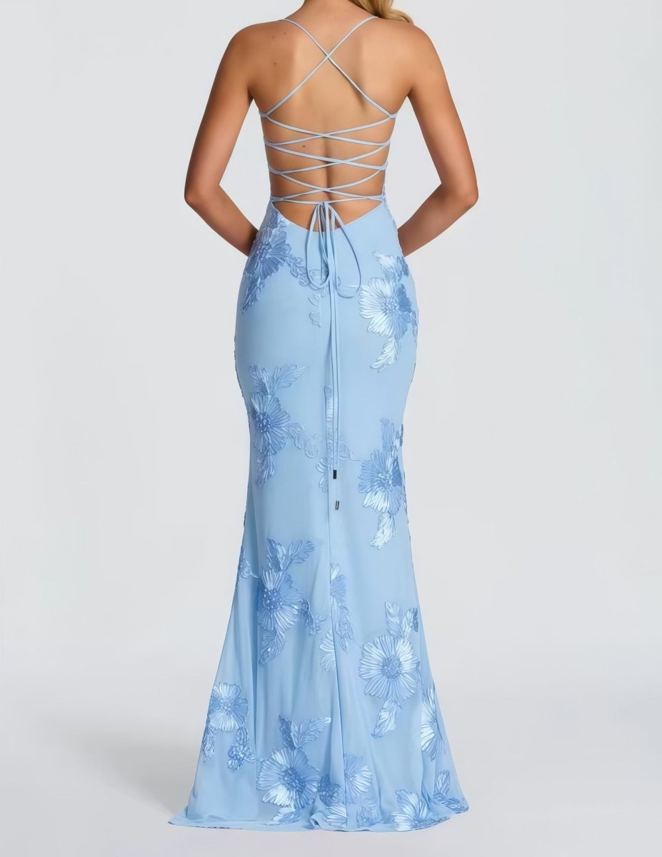 Robe maxi femme avec décolleté en cœur et bretelles spaghetti avec lacets au dos et applications florales
