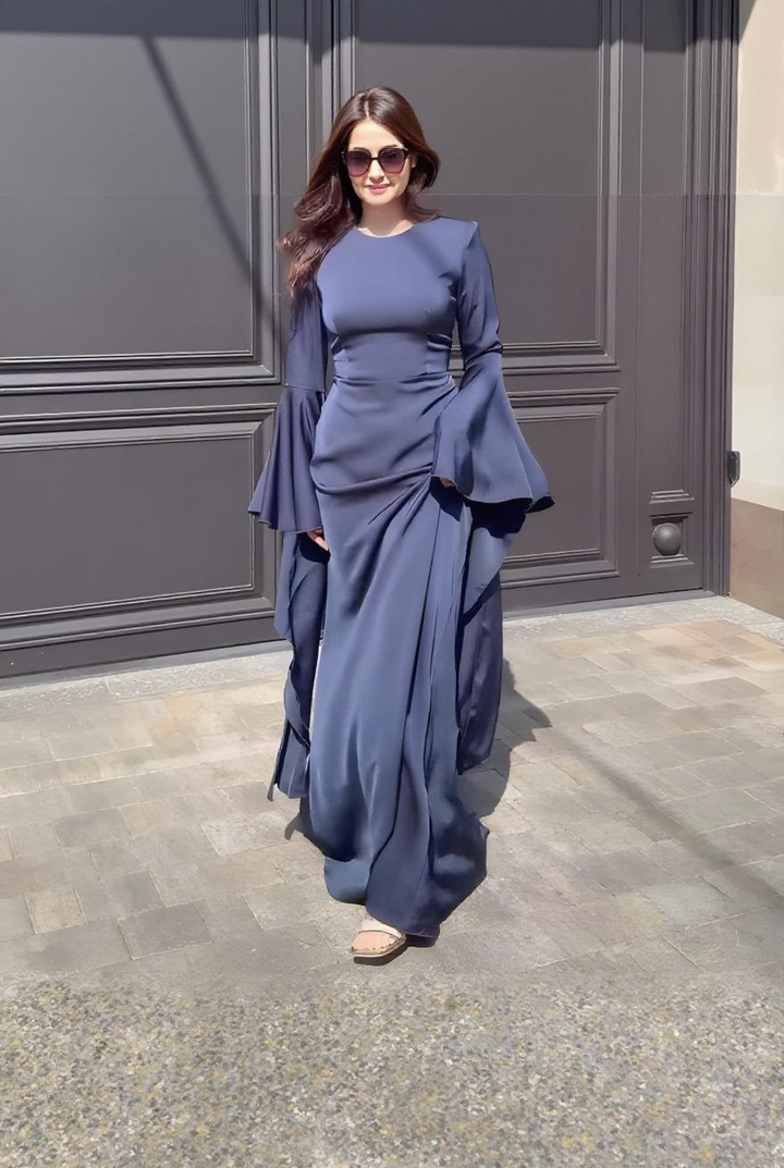 Robe maxi femme avec col rond et manches longues à volants