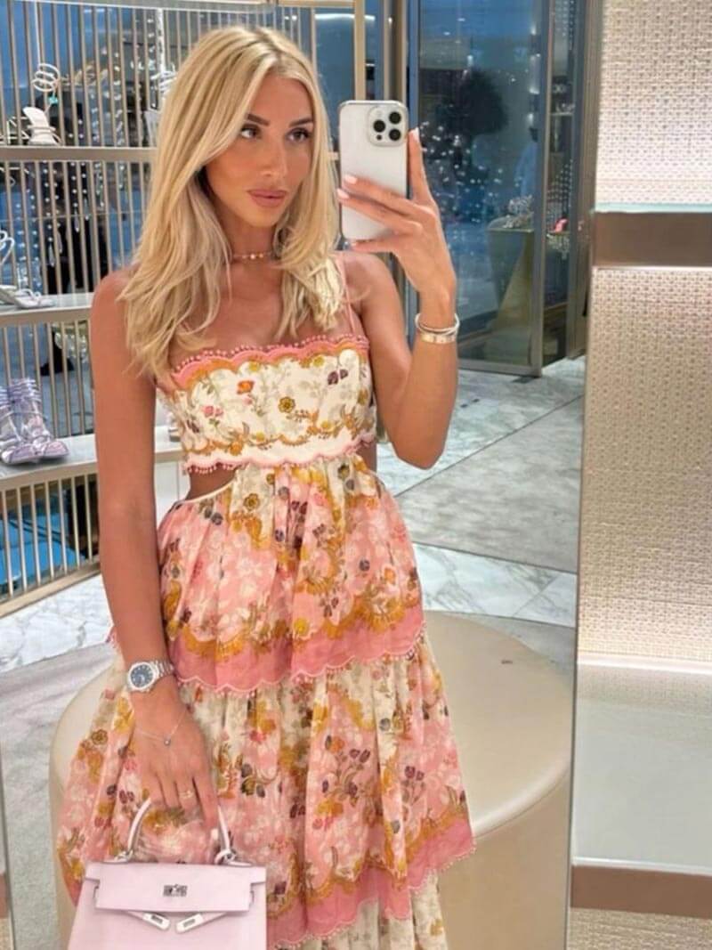 Robe maxi femme avec bretelles spaghetti, lacet au dos et jupe à volants à motif floral