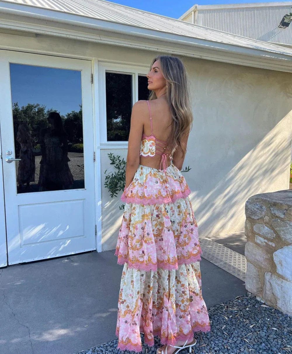Robe maxi femme avec bretelles spaghetti, lacet au dos et jupe à volants à motif floral