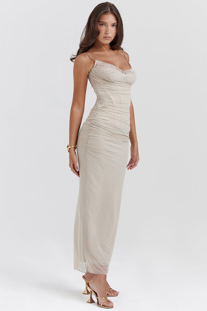 Robe maxi femme avec bretelles spaghetti et dentelle, avec un haut froncé