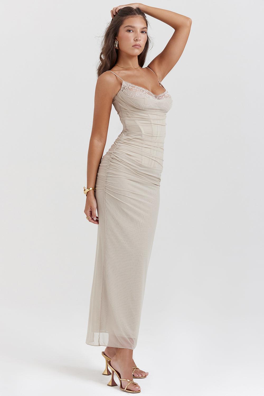 Robe maxi femme avec bretelles spaghetti et dentelle, avec un haut froncé