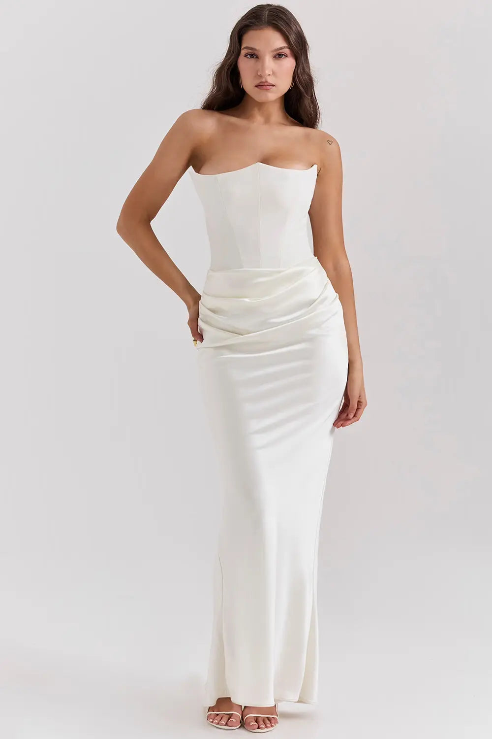 Robe maxi femme avec haut sans bretelles et taille froncée