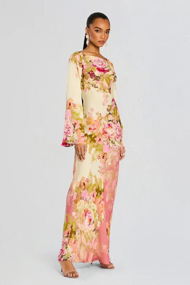 Robe maxi pour femmes avec décolleté bateau, manches longues, poignets en trompette et motif floral