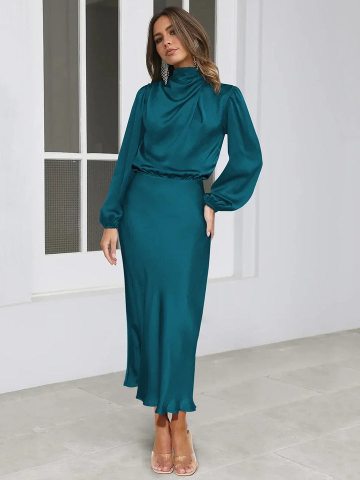 Robe midi femme avec col roulé et manches ballon à taille élastique