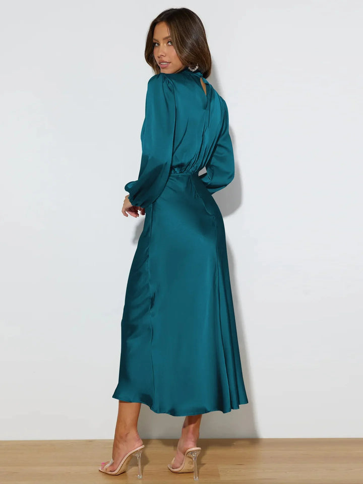 Robe midi femme avec col roulé et manches ballon à taille élastique