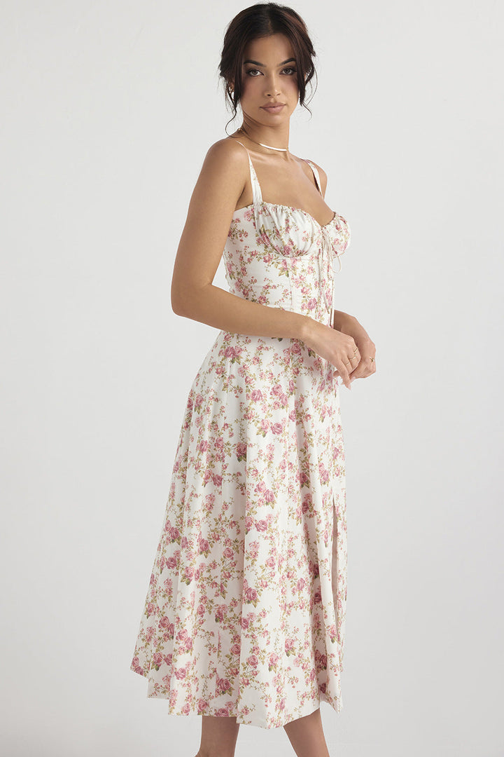 Robe midi pour femmes avec décolleté en cœur et larges bretelles avec coutures décoratives sur le haut et motif floral