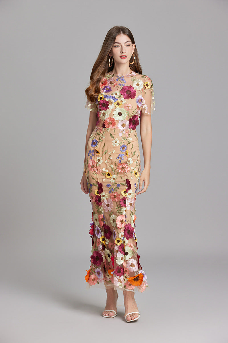 Robe Midi Femme à Manches Courtes Col Rond avec Applications Florales et Superposition Transparente