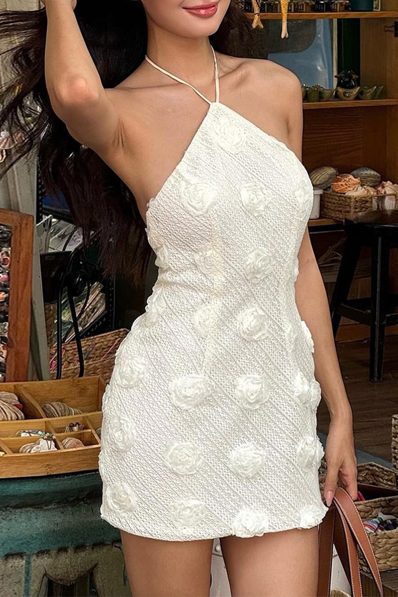 Robe mini pour femmes avec bretelles à nouer et appliques de roses 3D
