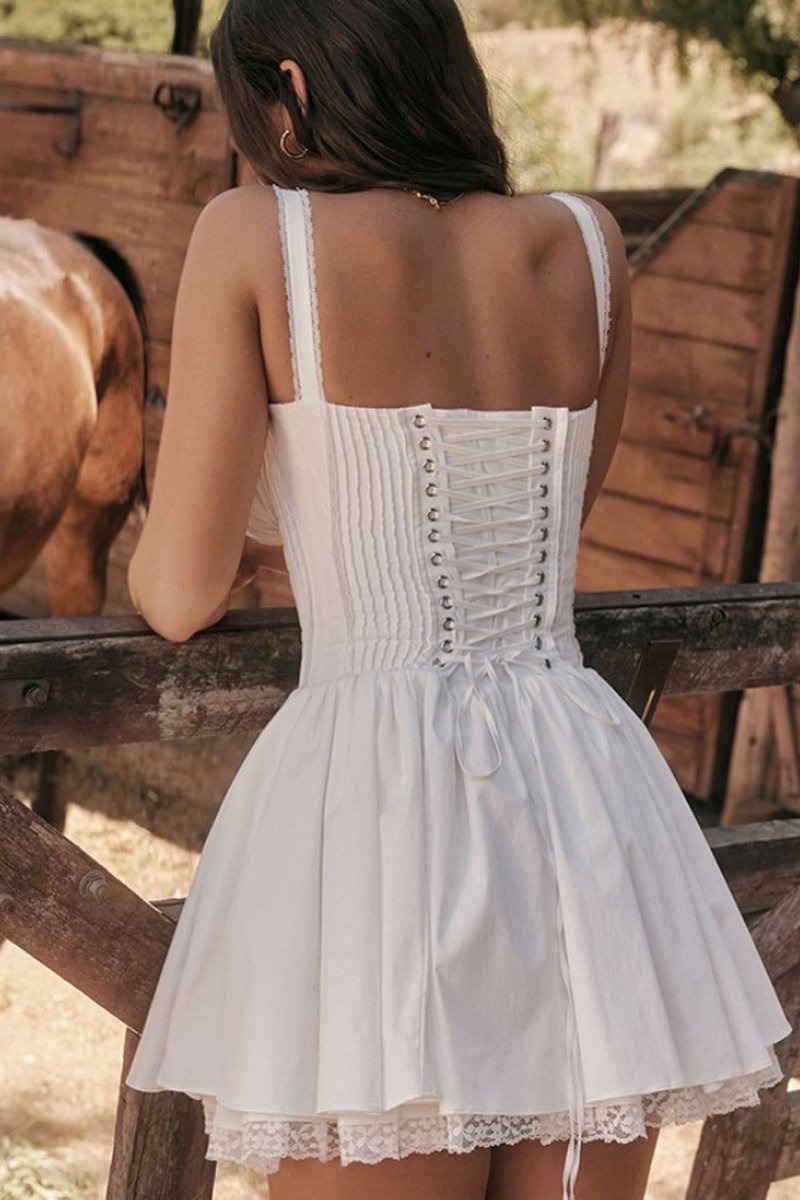 Robe Mini Femme avec Bretelles, Partie de Poitrine en Forme de Cœur, Bord Roulé, Nœud et Jupe Plissée