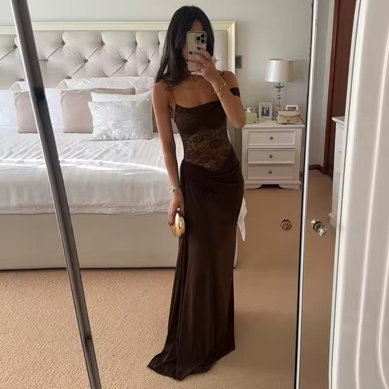 Robe maxi off-shoulder pour femmes avec un haut semi-transparent structuré et une jupe froncée