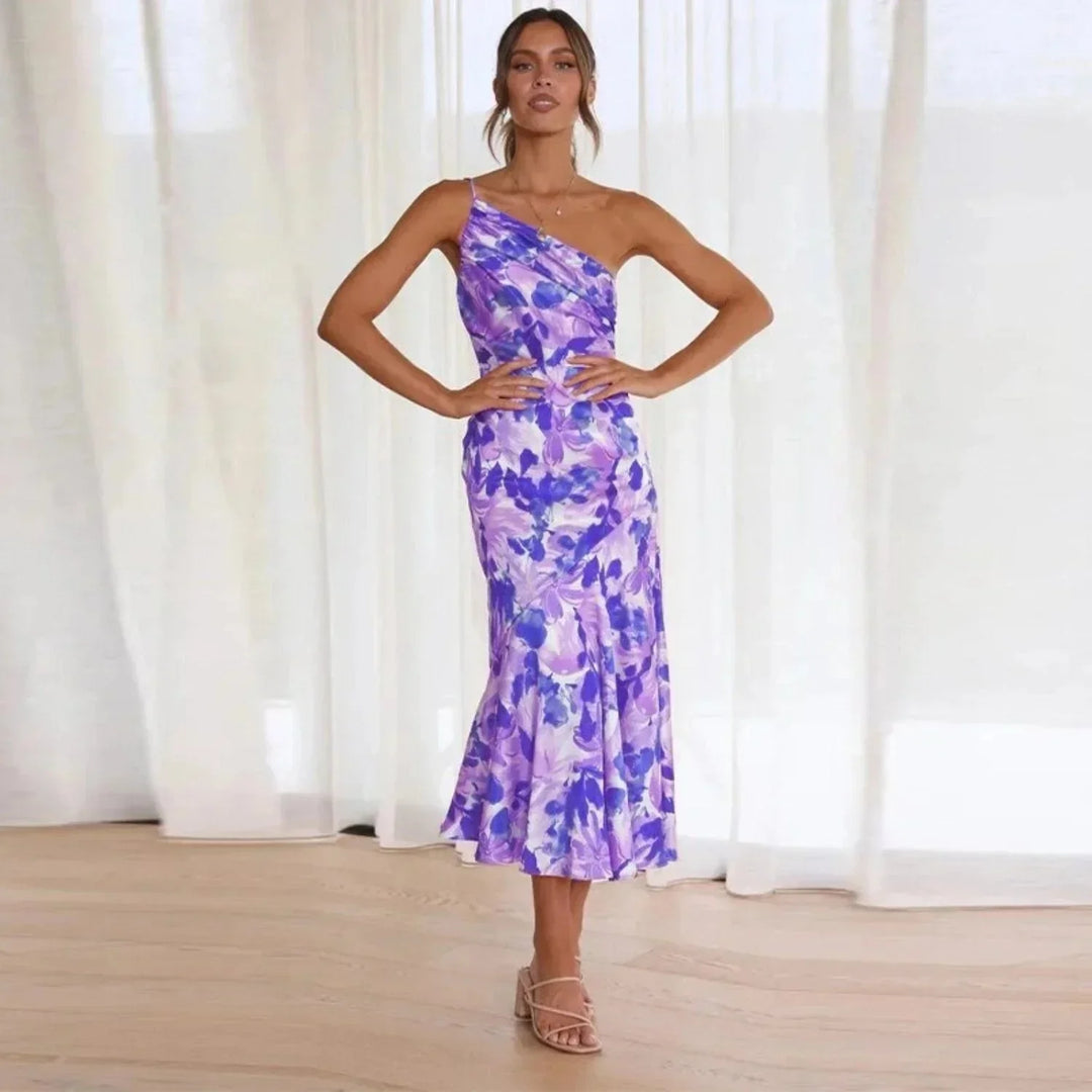 Robe midi à épaule unique pour femmes avec motif floral et drapé au niveau de l'épaule, surface brillante