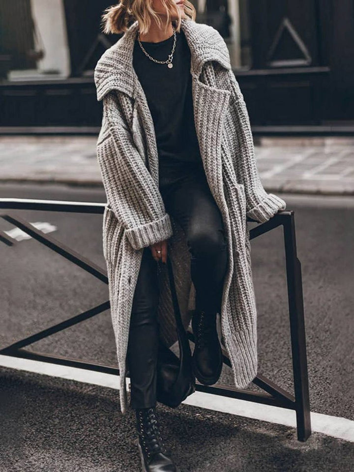 Marlene | Cardigan en grosse maille oversized pour femmes avec revers et boutons