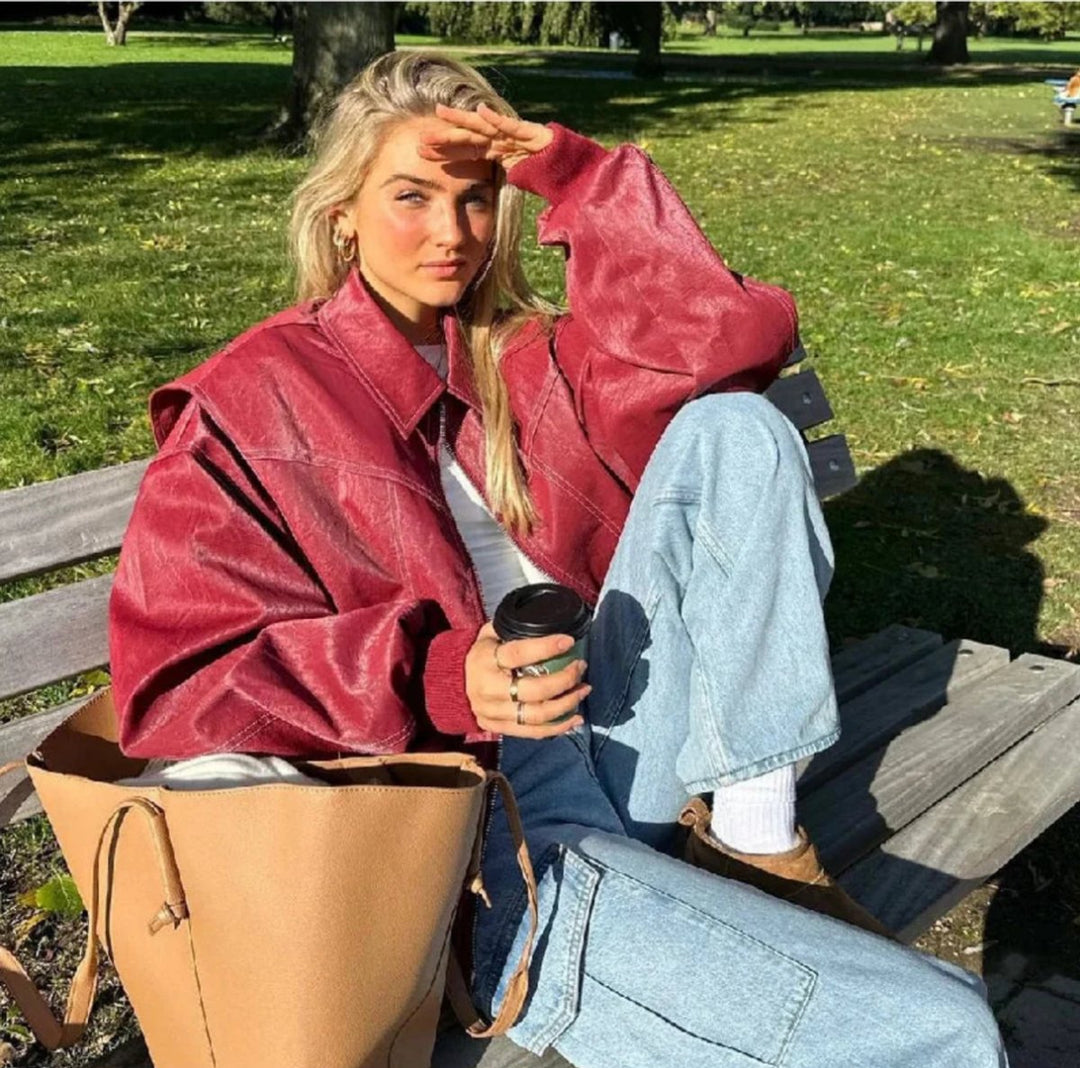 Elisabeth | Veste matelassée oversize pour femmes, bomber avec coutures contrastées en simili cuir