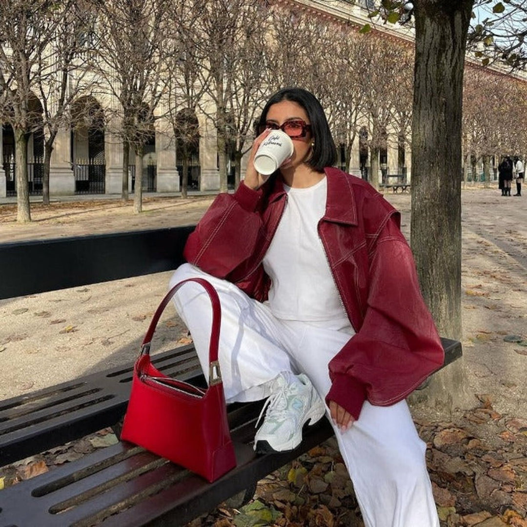 Elisabeth | Veste matelassée oversize pour femmes, bomber avec coutures contrastées en simili cuir