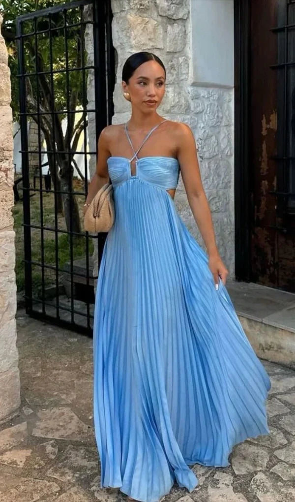 Robe maxi plissée pour femmes avec bretelles croisées, découpes et poitrine froncée