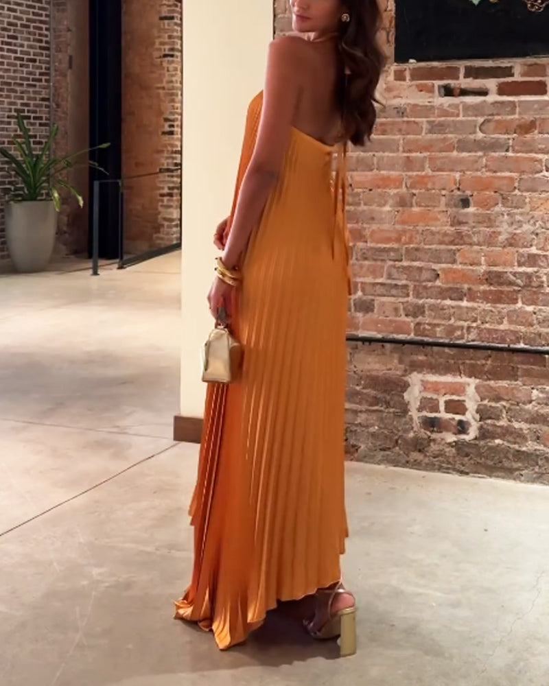 Robe maxi plissée pour femmes avec bretelles croisées en halter