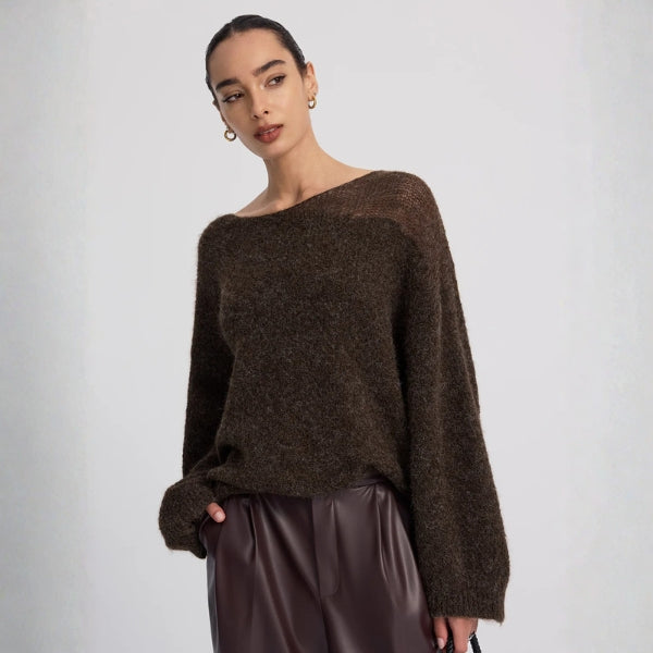 Pull femme avec décolleté bateau et manches longues