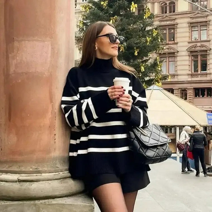 Pull pour femmes avec col roulé, rayures horizontales, manches longues et bords côtelés