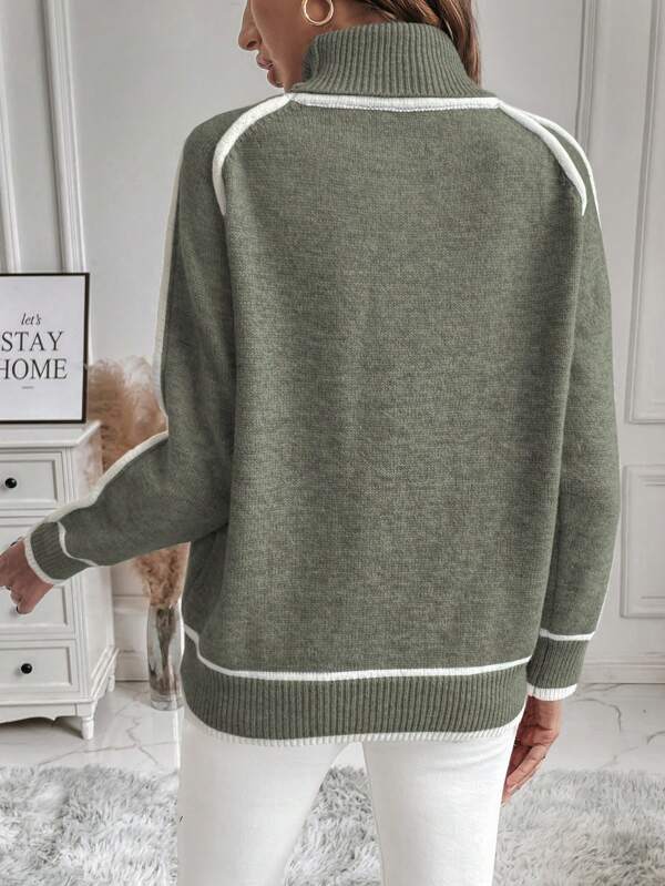 Pull pour femmes avec col roulé et poignets de couleur contrastante