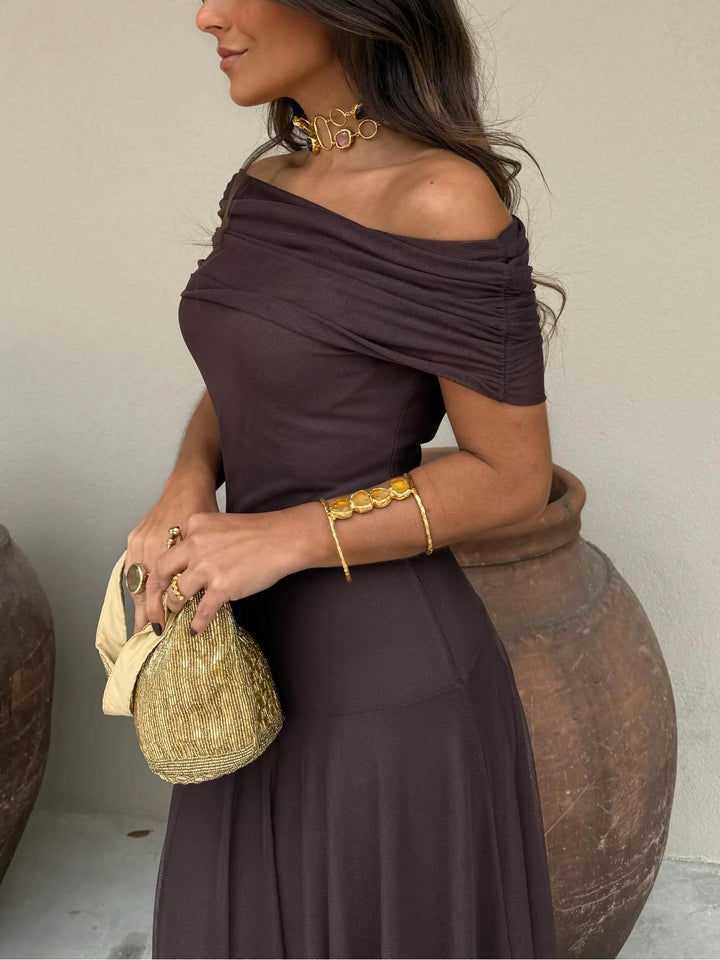 Robe maxi sans épaules pour femmes avec haut froncé et jupe semi-transparente