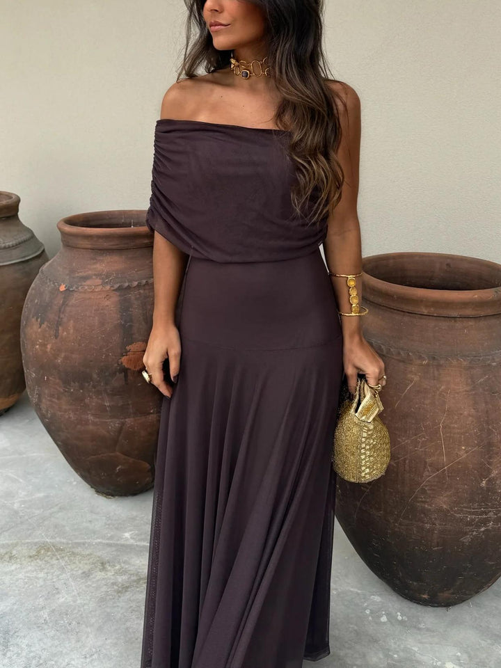 Robe maxi sans épaules pour femmes avec haut froncé et jupe semi-transparente