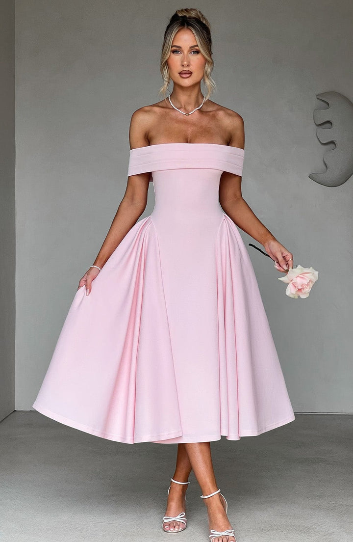 Robe midi sans manches pour femmes avec encolure plissée et jupe évasée