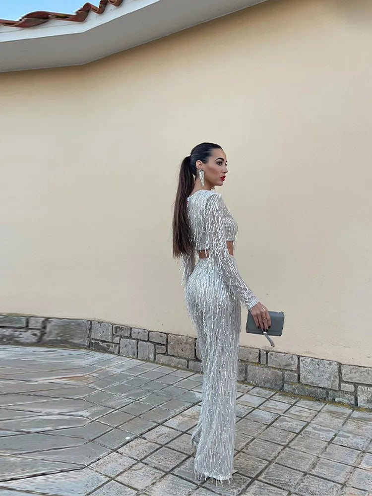 Ensemble pour femmes avec haut à sequins et pantalon long