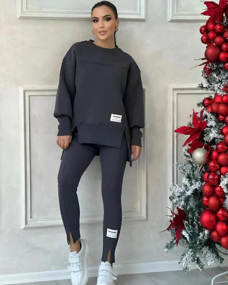 Ensemble femme avec pull à col rond et leggings avec poche kangourou