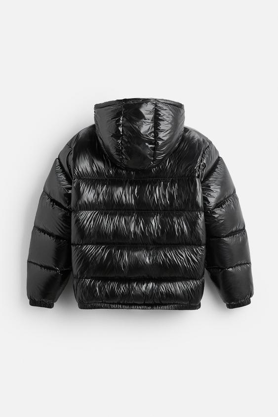 Veste matelassée pour femmes avec capuche et fermeture éclair intégrale