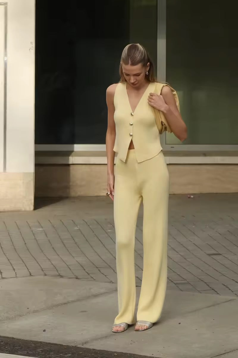 Ensemble Tricot Femme avec Gilet Sans Manches et Pantalon Largement Évasé