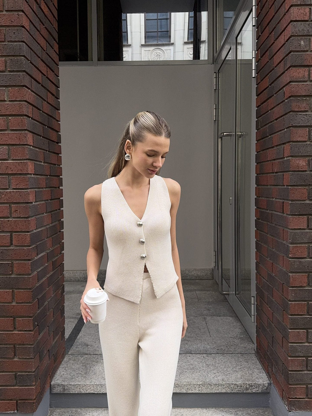 Ensemble Tricot Femme avec Gilet Sans Manches et Pantalon Largement Évasé