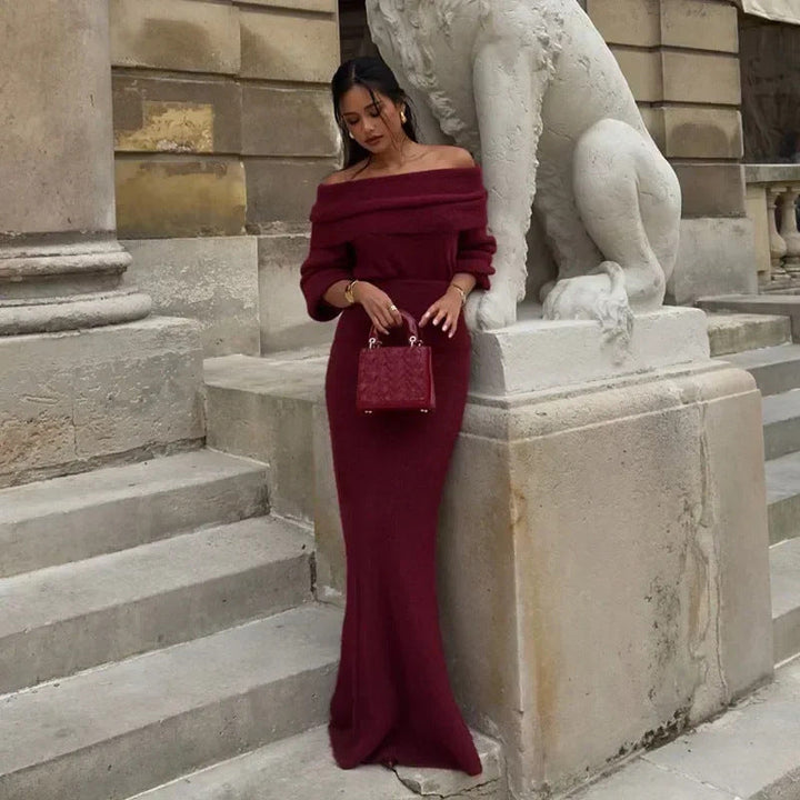 Ensemble tricot femme avec décolleté off-shoulder, manches longues et jupe maxi
