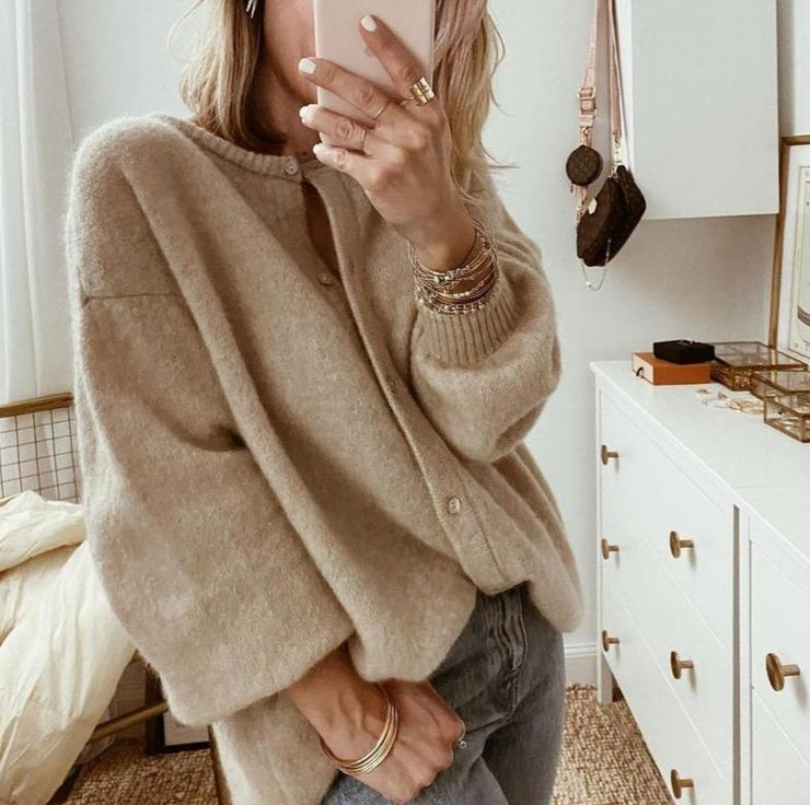 Cardigan pour femmes avec boutonnière, décolleté en V et manches longues