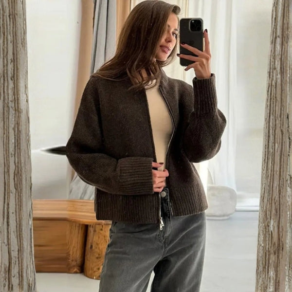 Veste en tricot pour femmes avec fermeture éclair, col montant et manches longues