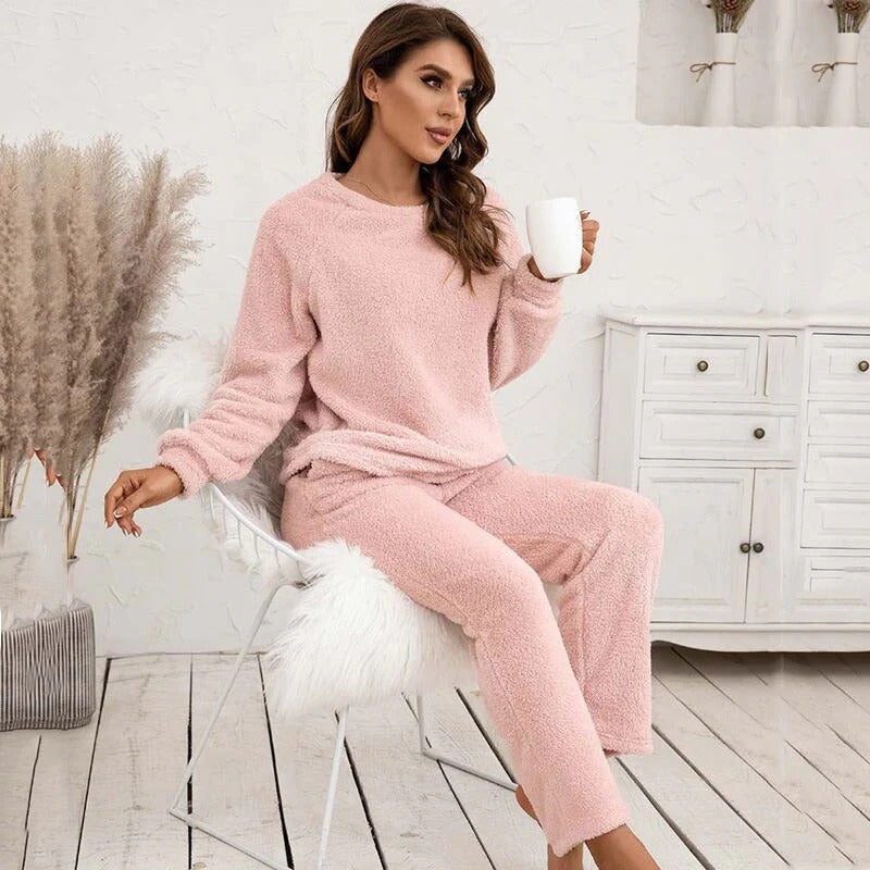 Ensemble pour femmes : Haut à manches longues structuré et pantalon avec col rond