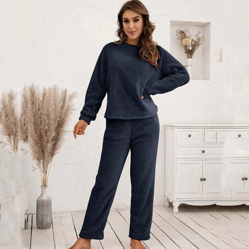 Ensemble pour femmes : Haut à manches longues structuré et pantalon avec col rond