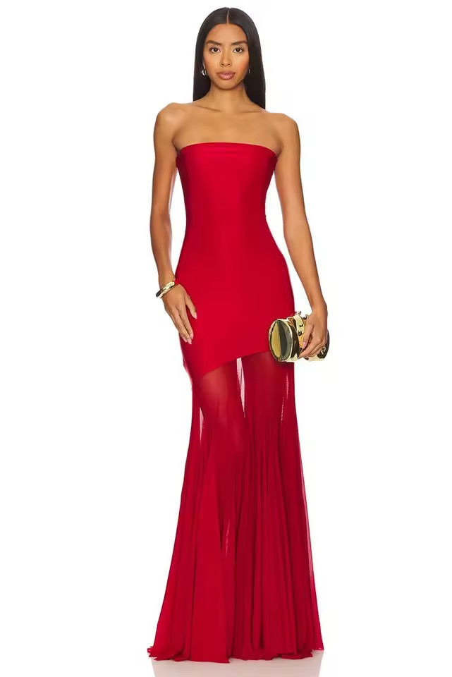 Robe maxi sans bretelles pour femmes avec insert transparent asymétrique et ourlet évasé
